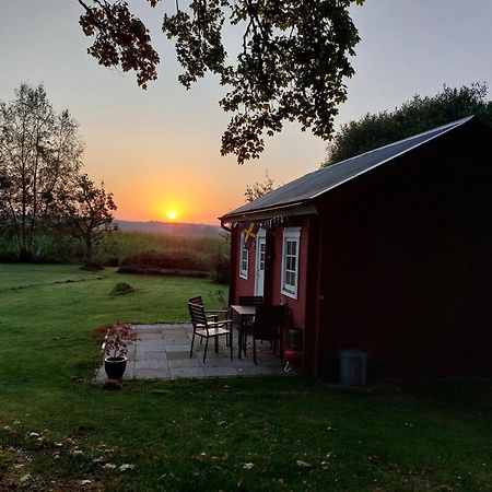 Stuga Gasstorp Hova Exterior foto